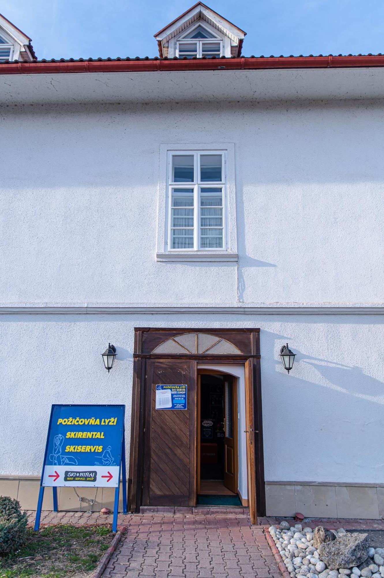 Penzion Kuria Dolny Kubin Exterior foto